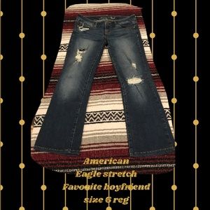 American Eagle Favorite boyfriend jeans size 6 reg